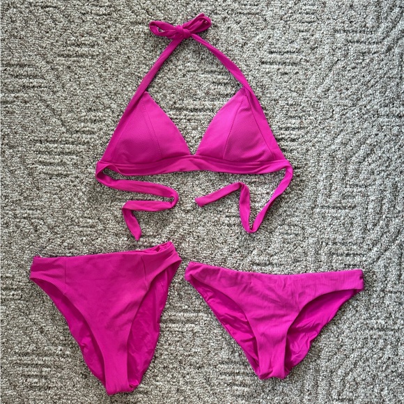 BECCA Ribbed Halter Triangle Bikini Top - Picture 2 of 5